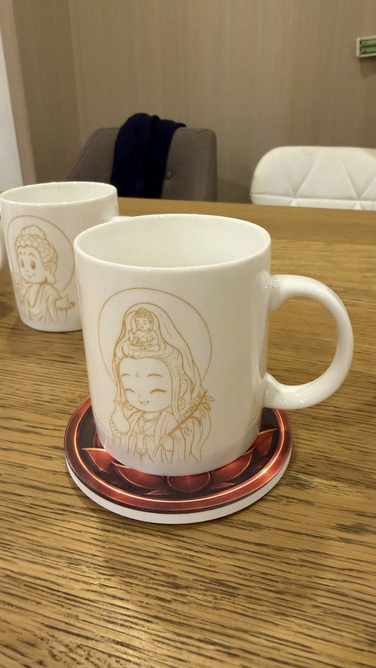西方三聖系列馬克杯與蓮花杯墊搭配使用